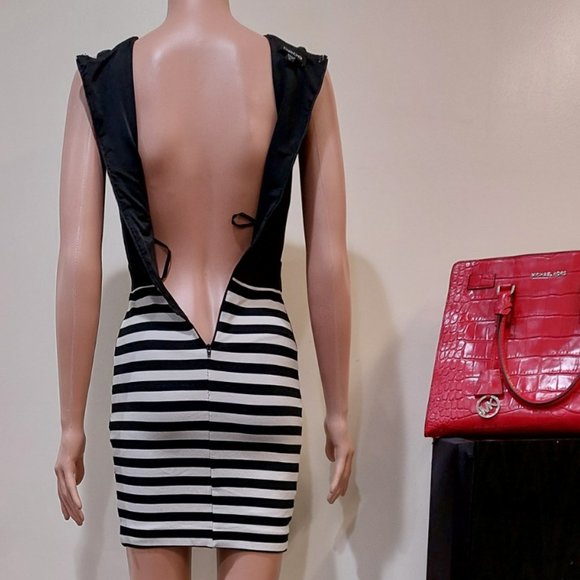 ๐ฅCHIC & SEXY๐ฅ Striped Bodycon Mini Cocktail Dress in Black & White - Picture 7 of 16